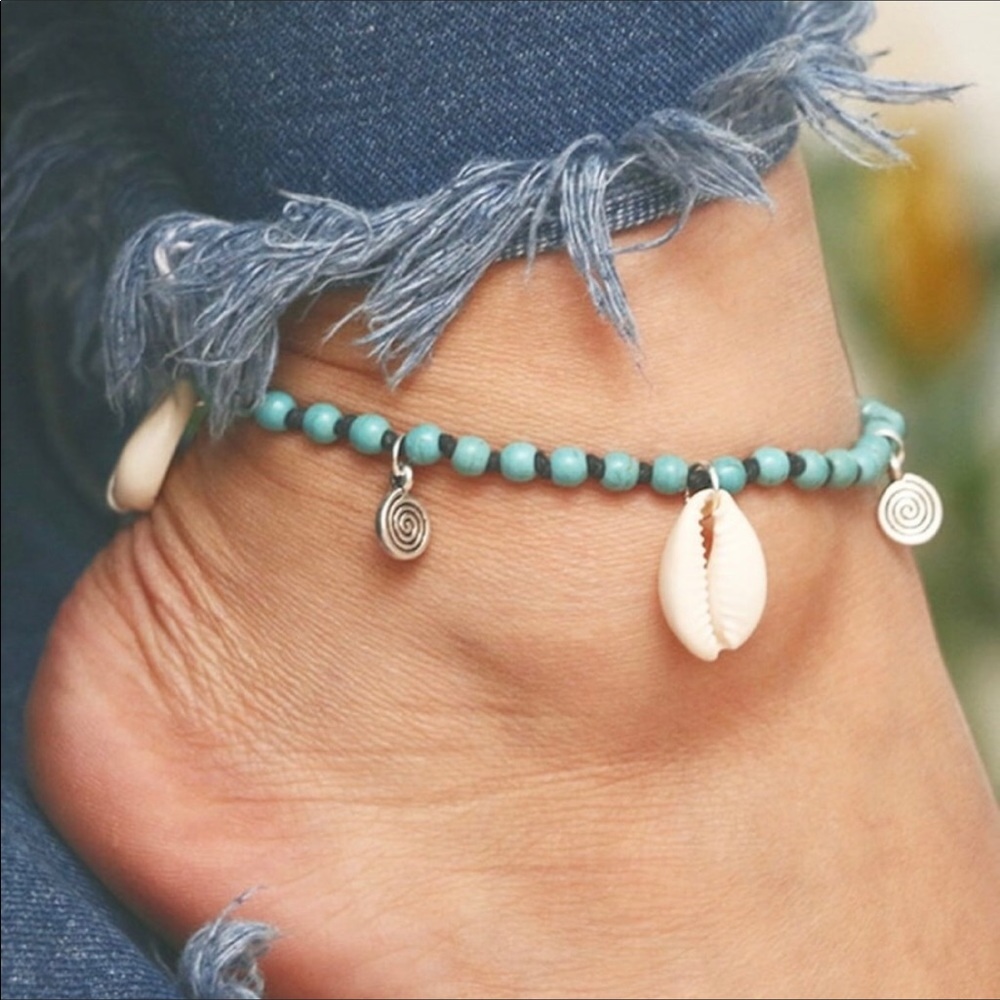 💙NWOT Seashell Free Stretching Anklet💙
